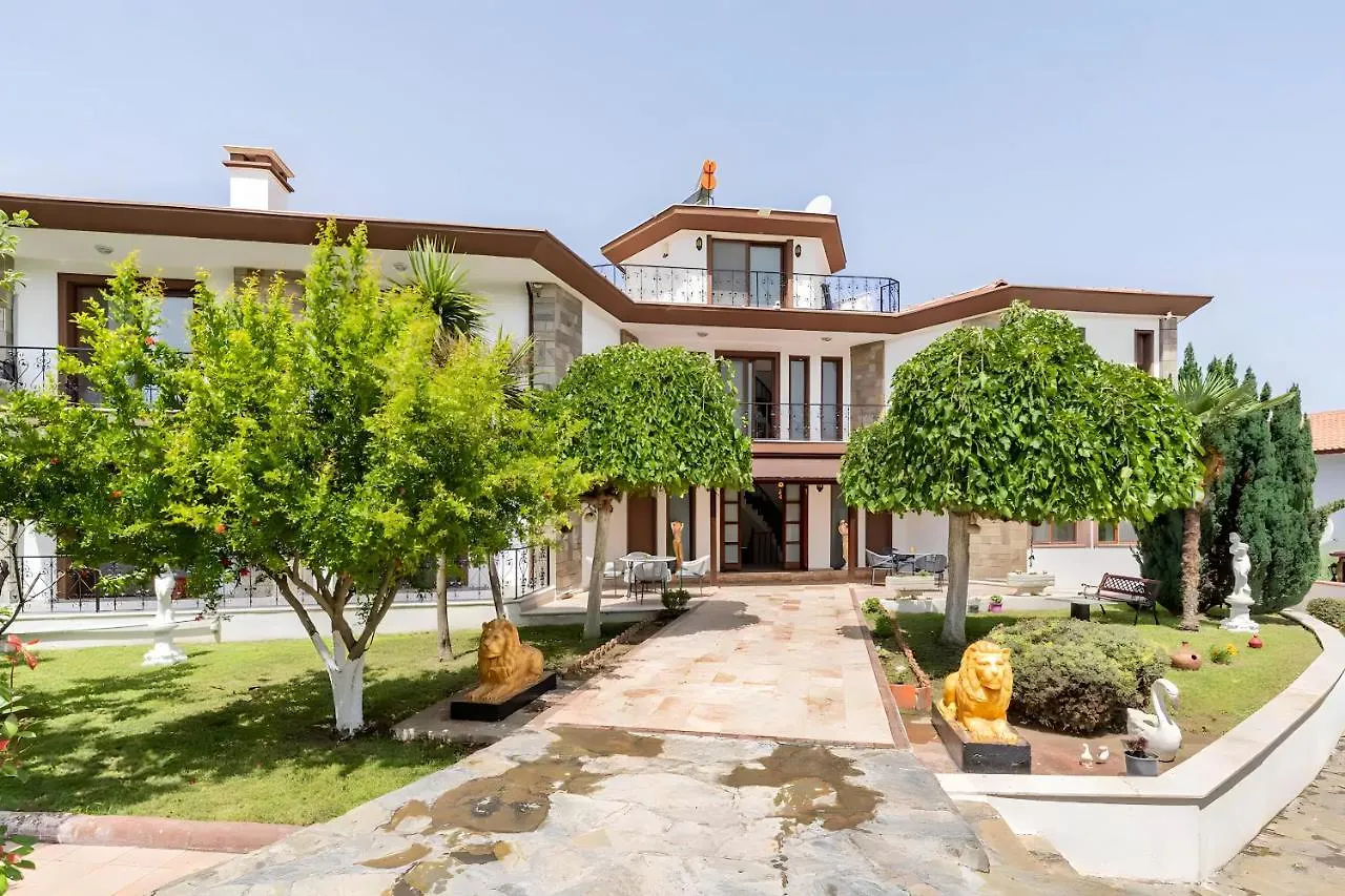 Salida Inn Kusadası Villa